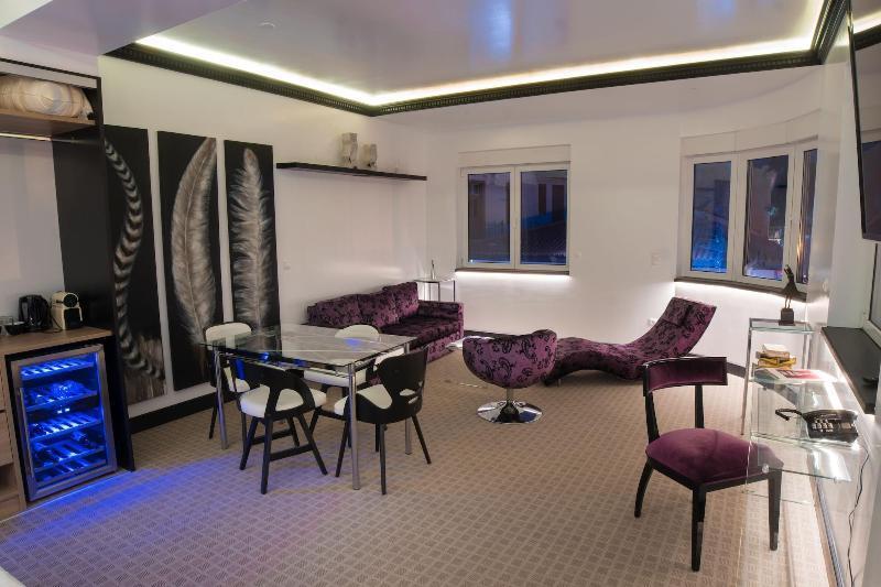 Andromeda Downtown Suites Atenas Exterior foto
