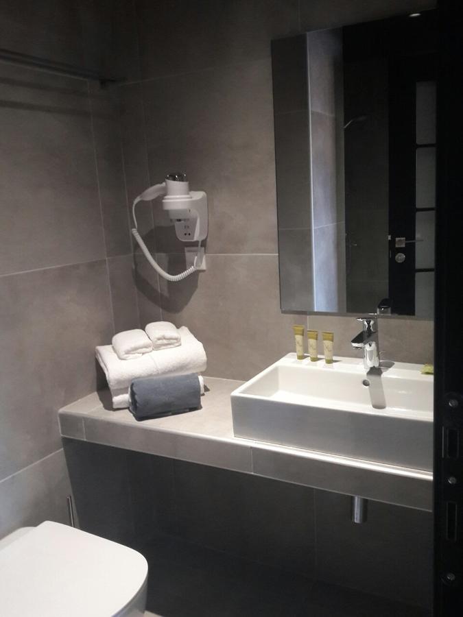 Andromeda Downtown Suites Atenas Exterior foto