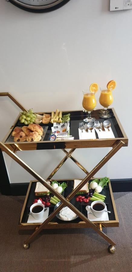 Andromeda Downtown Suites Atenas Exterior foto